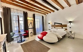 C&O Savoia Rooms