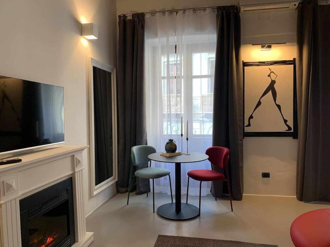 C&O Savoia Rooms Cagliari Extérieur photo