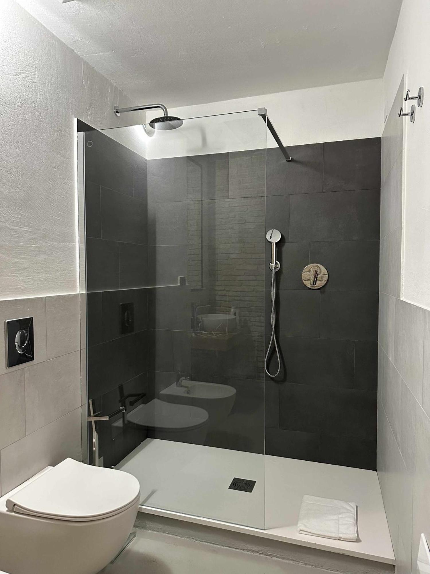C&O Savoia Rooms Cagliari Extérieur photo